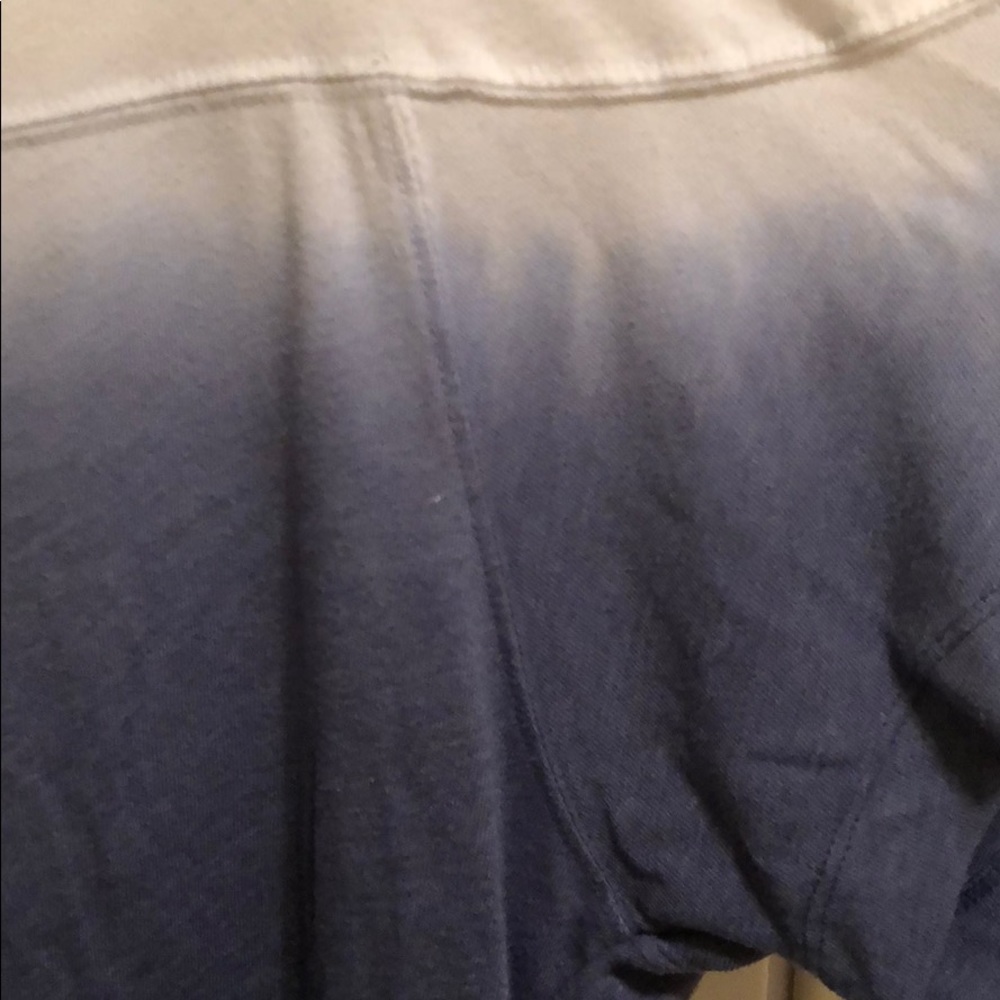 Forever 21 Ombré Tee! - Picture 2 of 4